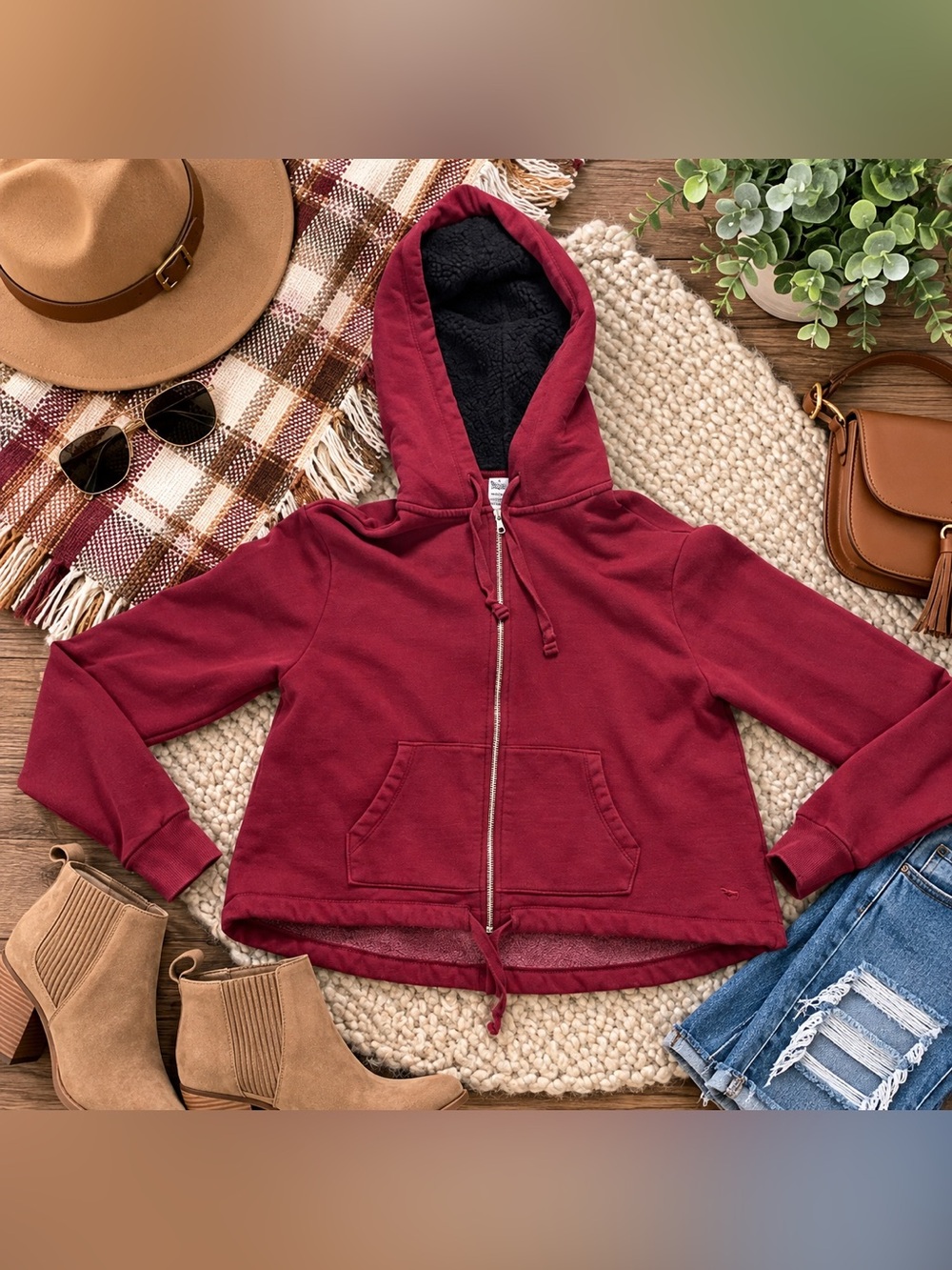 PINK Victoria’s Secret XS Burgundy Sherpa Lined Full Zip Hoodie